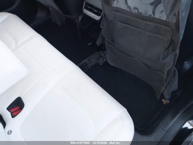 2021 TESLA MODEL Y 5YJYGDEE7MF077983 Photo 7