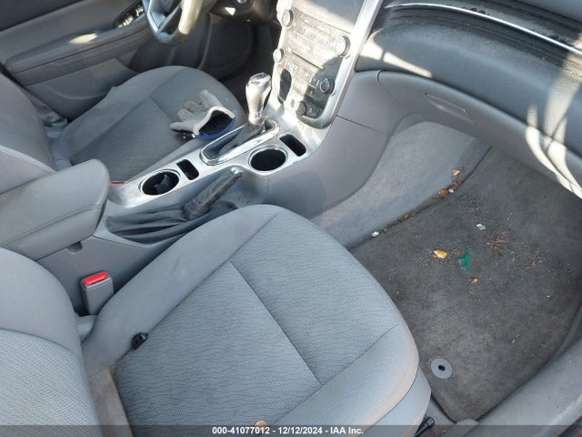 Chevrolet MALIBU LS 2015 1G11B5SL8FF105807 Image 5