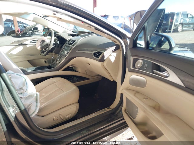 3LN6L5MU5KR629697 Lincoln Mkz Hybrid Reserve Ii