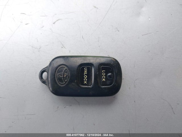 JTDKARFU0G3006345 Toyota Prius Three