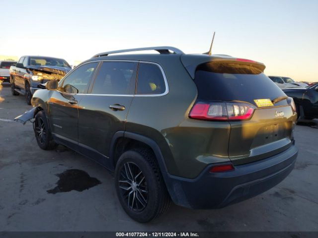 1C4PJLCB1KD265483 Jeep Cherokee Latitude