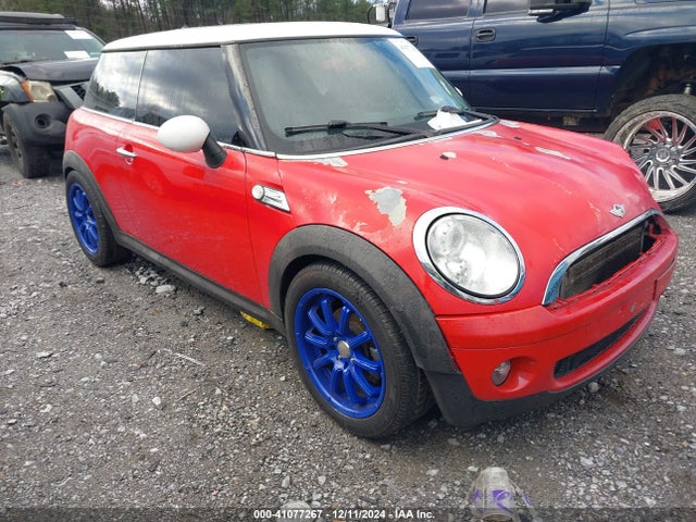 2010 MINI COOPER WMWMF3C54ATZ27153 Photo 0