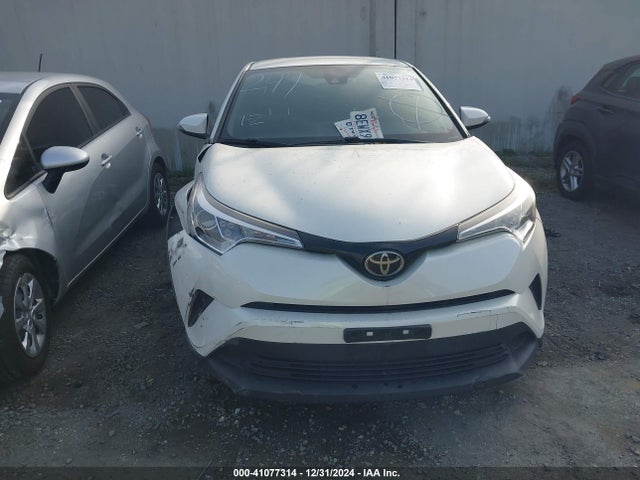 JTNKHMBX8J1011533 Toyota C-HR XLE