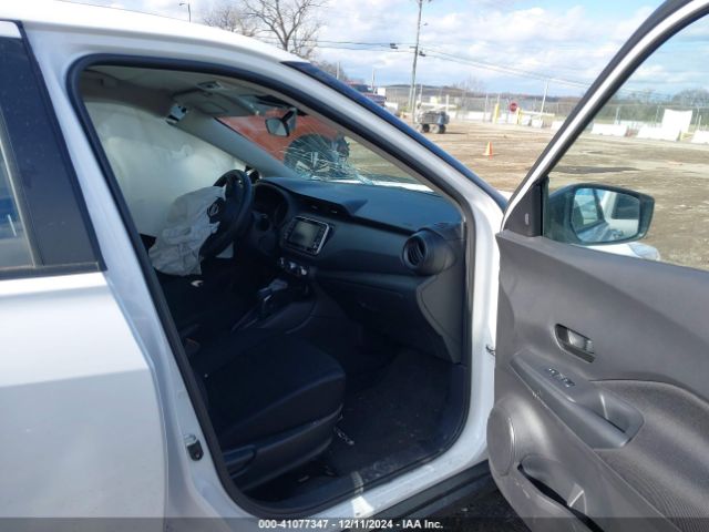 3N1CP5BV2PL569138 Nissan Kicks S Xtronic Cvt