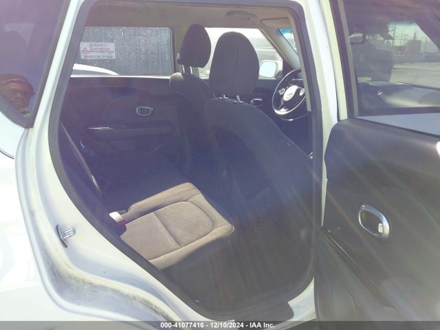 KIA Soul ! 2014 KNDJX3A54E7093910 Image 8
