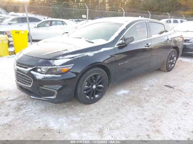 1G1ZD5ST0JF167143 Chevrolet MALIBU LT