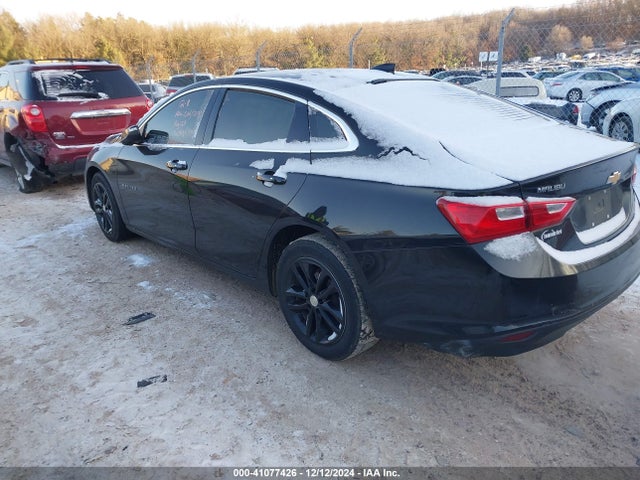 1G1ZD5ST0JF167143 Chevrolet MALIBU LT