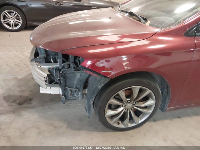 Chrysler 200 S 2015 1C3CCCBB3FN618420 Image 16