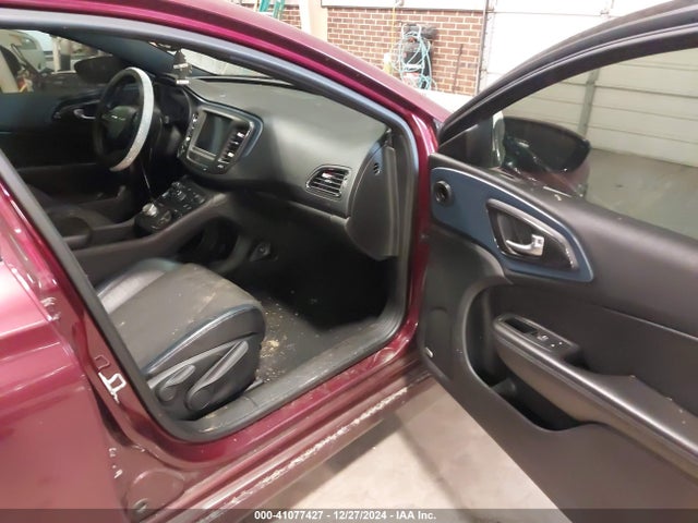 1C3CCCBB3FN618420 Chrysler 200 S