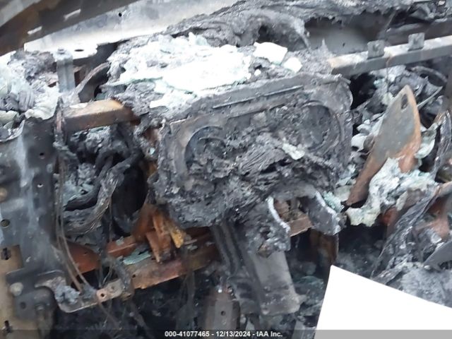 3LN6L5CC8HR632174 Lincoln MKZ SELECT