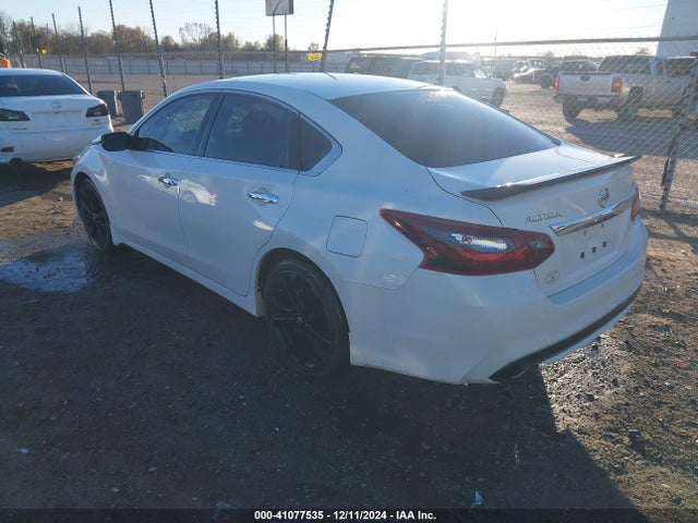 Nissan Altima 2.5 Sr 2017 1N4AL3AP6HN342145 Image 3