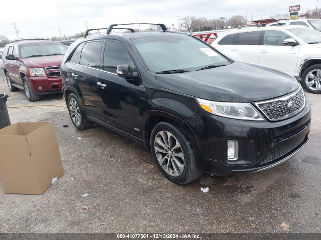 2015 5XYKWDA75FG614782 main image