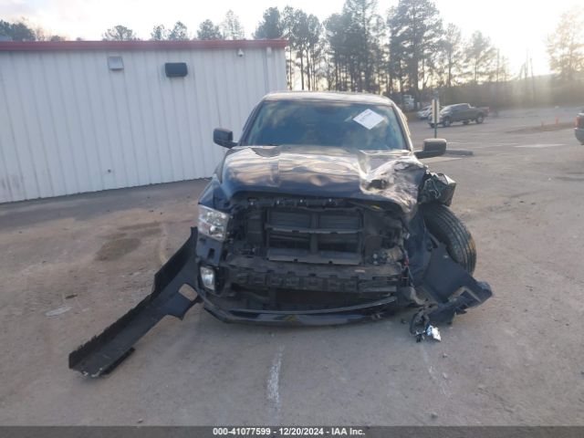 1C6RR7FT6HS599730 RAM 1500 Express  4x4 6'4 Box