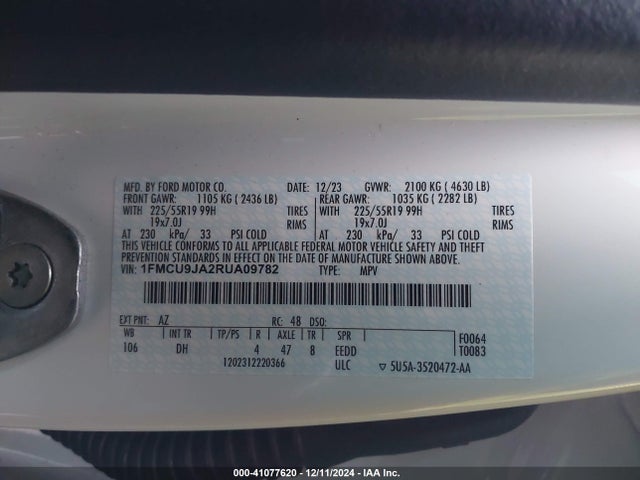 1FMCU9JA2RUA09782 Ford Escape Platinum