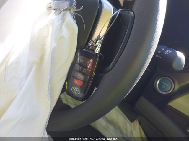 5TDYRKEC6RS204805 Toyota SIENNA XLE