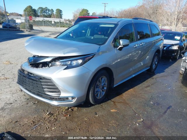 5TDYRKEC6RS204805 Toyota SIENNA XLE