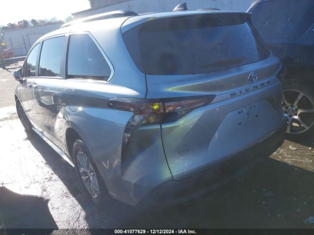 5TDYRKEC6RS204805 Toyota SIENNA XLE