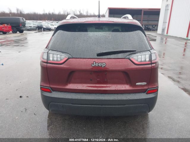 1C4PJLCB1KD439553 Jeep Cherokee Latitude
