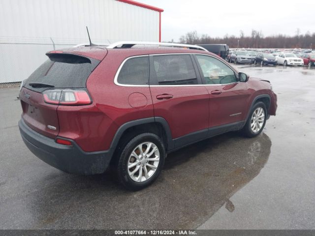 1C4PJLCB1KD439553 Jeep Cherokee Latitude