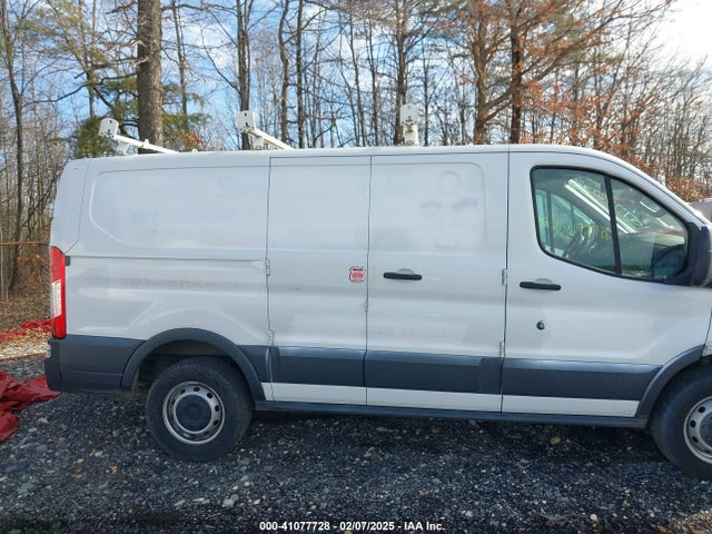 Ford Transit-250 2016 1FTYR1ZG8GKA19831 Image 13