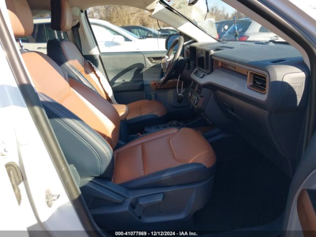 3FTTW8E38NRA56207 Ford Maverick Lariat