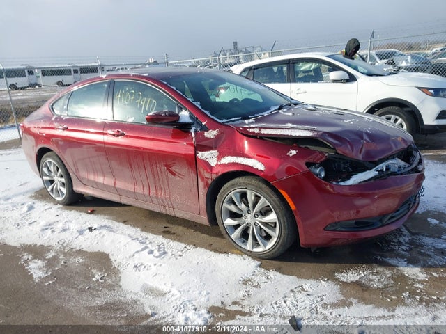 Chrysler 200 S 2015 1C3CCCBG4FN647775 Image 13