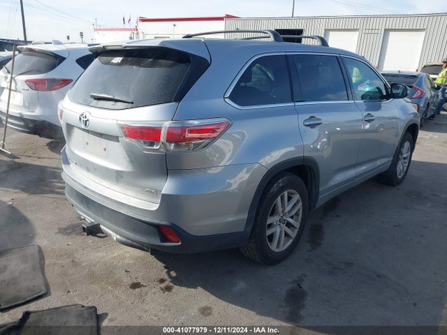 5TDBKRFHXGS263463 Toyota Highlander Le/le Plus