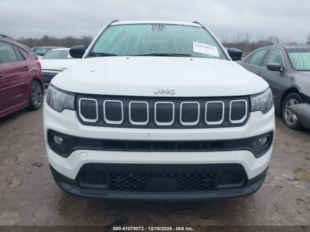3C4NJCBB6NT140146 Jeep Compass Latitude Fwd