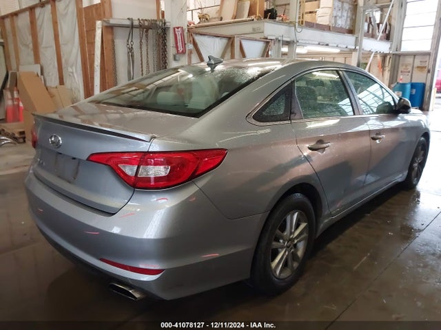 Hyundai SONATA SE 2015 5NPE24AF6FH004527 Image 4