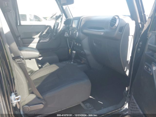 1C4BJWDG0HL715080 Jeep Wrangler Unlimited Sport 4x4