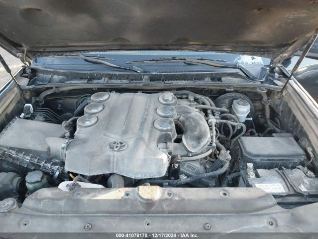 2018 TOYOTA 4RUNNER JTEZU5JR7J5181717 Photo 9