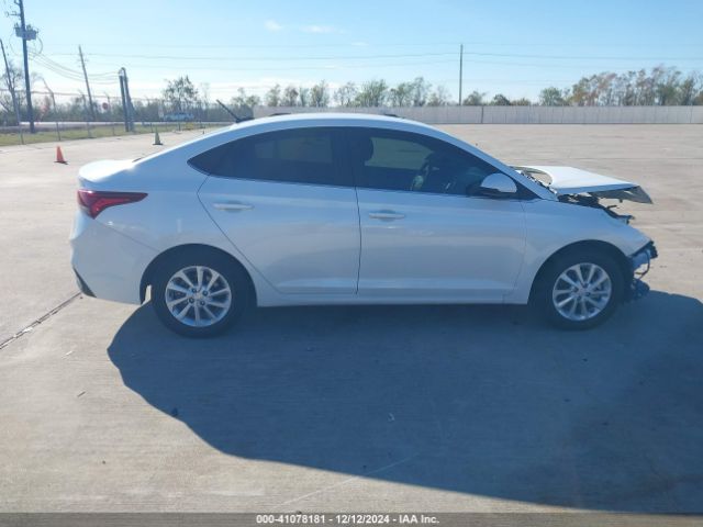 3KPC24A67NE186037 Hyundai Accent Sel