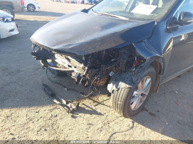 5XYPG4A50HG287924 KIA Sorento 3.3l Lx