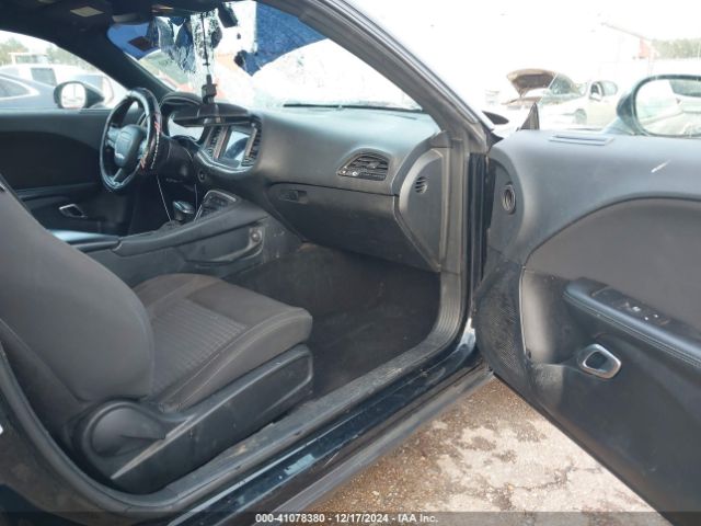 2C3CDZAGXKH718904 Dodge Challenger Sxt