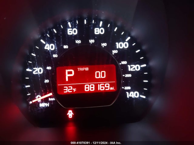 KNDJP3A50E7011378 KIA SOUL +