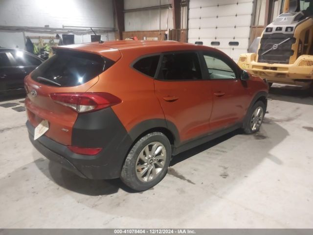 KM8J2CA47JU609996 Hyundai TUCSON SE