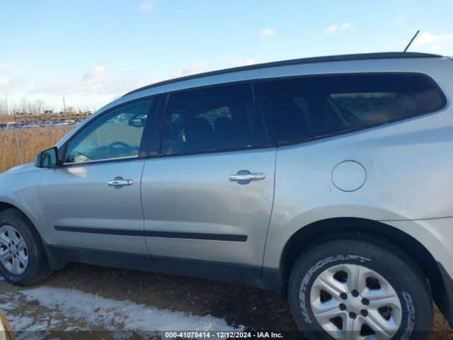 1GNKRFED6EJ329050 Chevrolet Traverse Ls