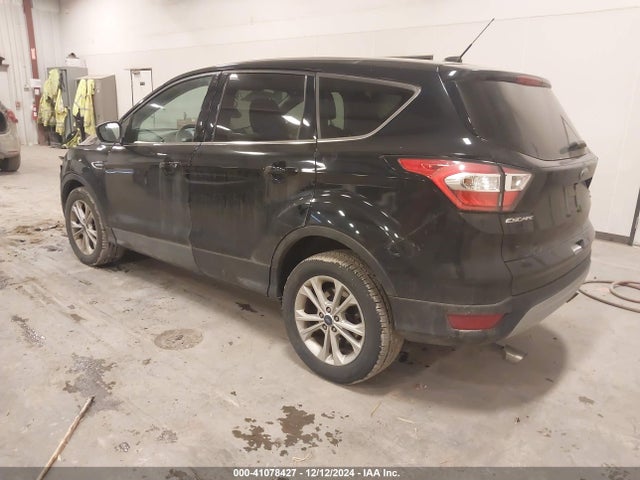Ford ESCAPE SE 2017 1FMCU9GD4HUD02714 Image 3