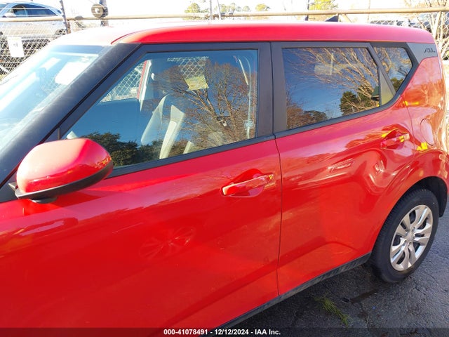 KNDJ23AU2M7140209 KIA SOUL LX