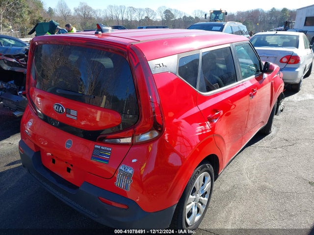KNDJ23AU2M7140209 KIA SOUL LX