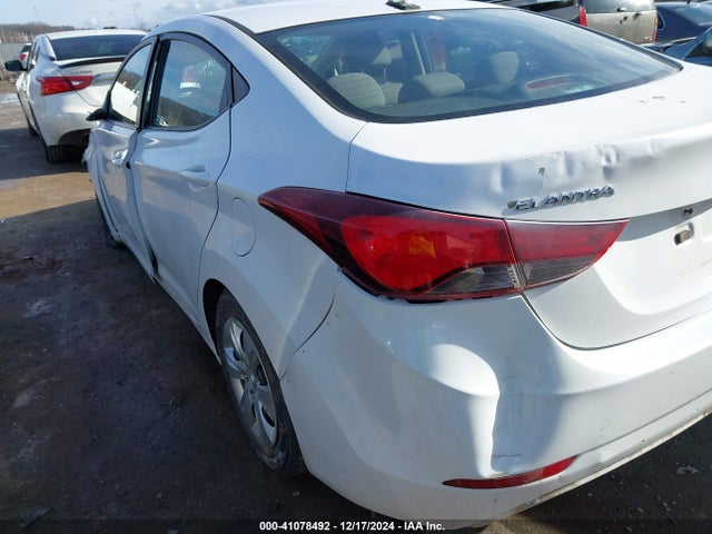 Hyundai ELANTRA SE 2016 5NPDH4AE9GH769301 Image 17