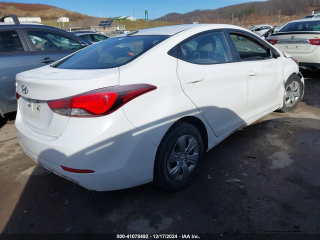 Hyundai ELANTRA SE 2016 5NPDH4AE9GH769301 Image 4