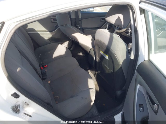 Hyundai ELANTRA SE 2016 5NPDH4AE9GH769301 Image 8