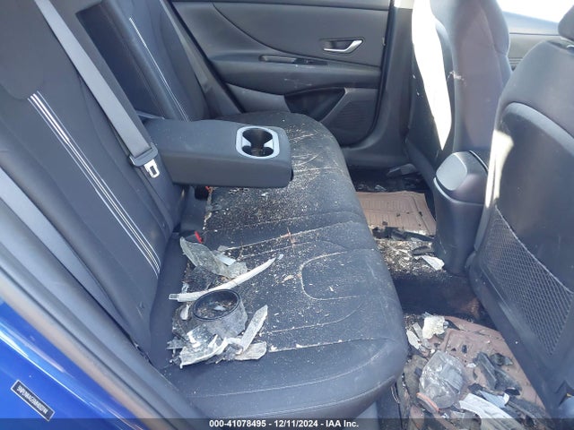 5NPLN4AG5MH032744 Hyundai ELANTRA SEL