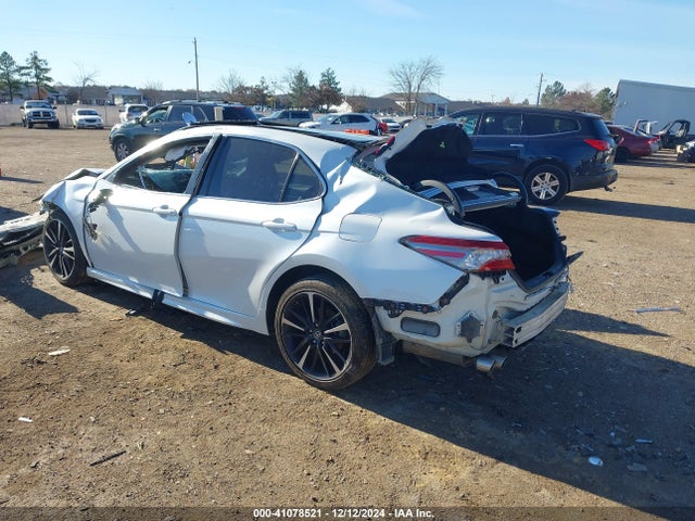 4T1B61HK9JU118363 Toyota CAMRY XSE