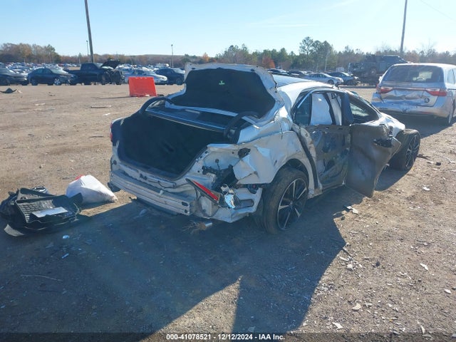4T1B61HK9JU118363 Toyota CAMRY XSE