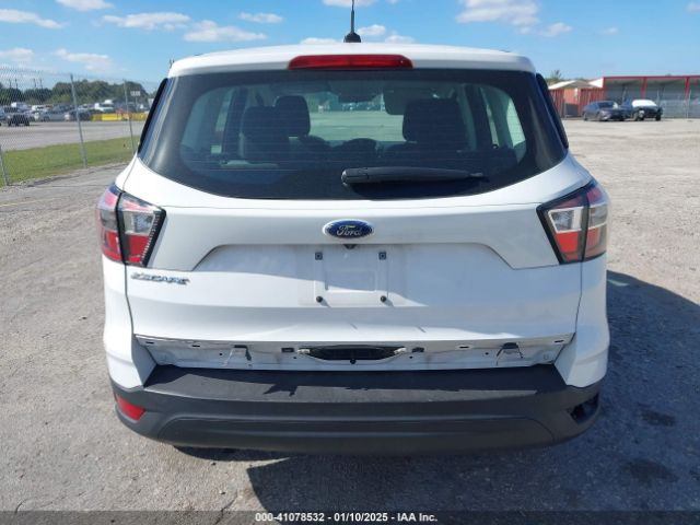1FMCU0F75JUA02032 Ford ESCAPE S