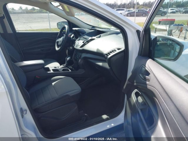 1FMCU0F75JUA02032 Ford ESCAPE S