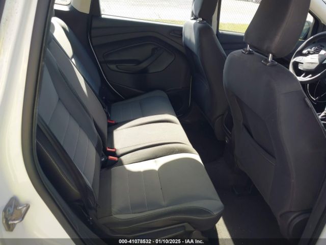 1FMCU0F75JUA02032 Ford ESCAPE S