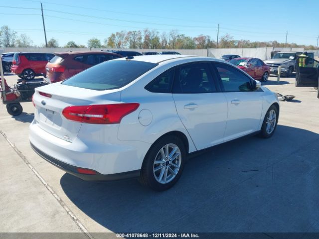 1FADP3F2XGL272626 Ford FOCUS SE